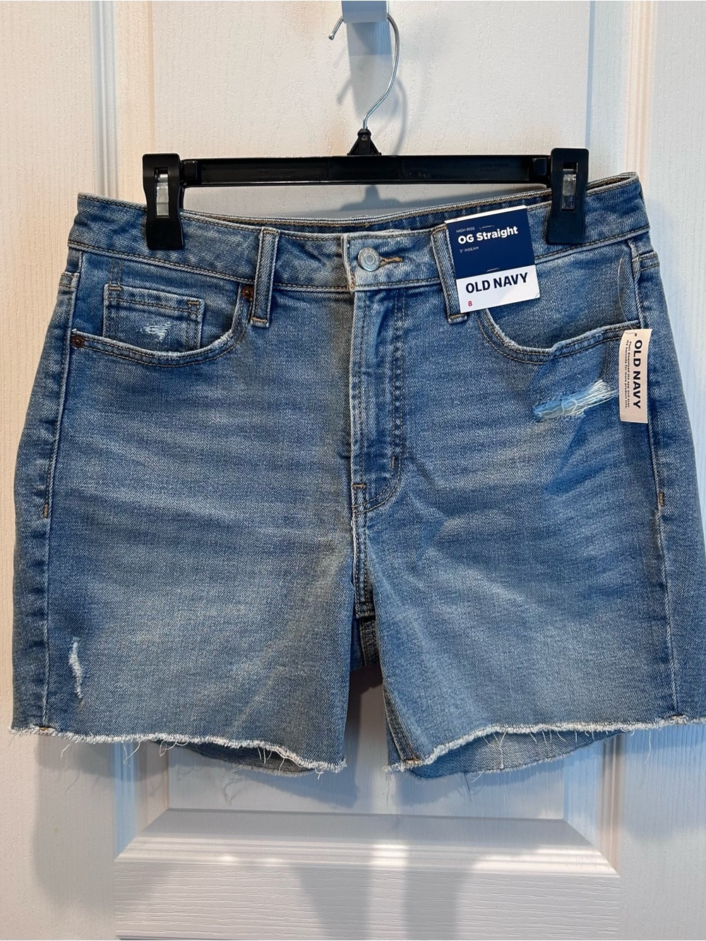 NWT Old Navy Women’s OG Straight 8 High Rise Raw Edge Distressed Denim Shorts